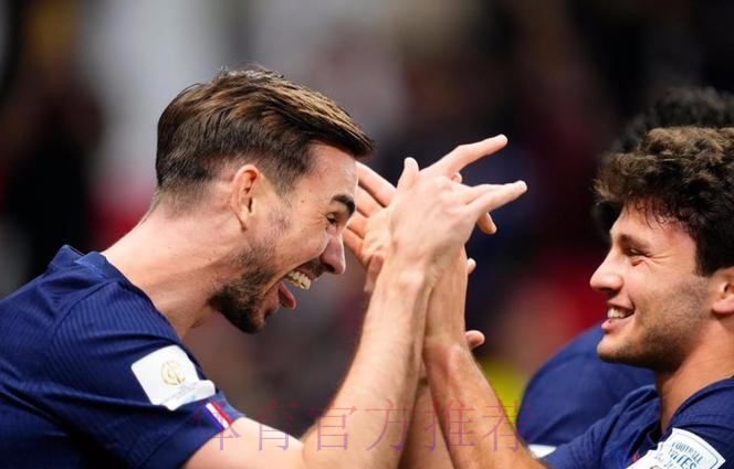 6冠王!巴黎点球战3-2夺洲际杯冠军 门神4扑点 6冠王!巴黎点球战3-2夺洲际杯冠军 门神4扑点